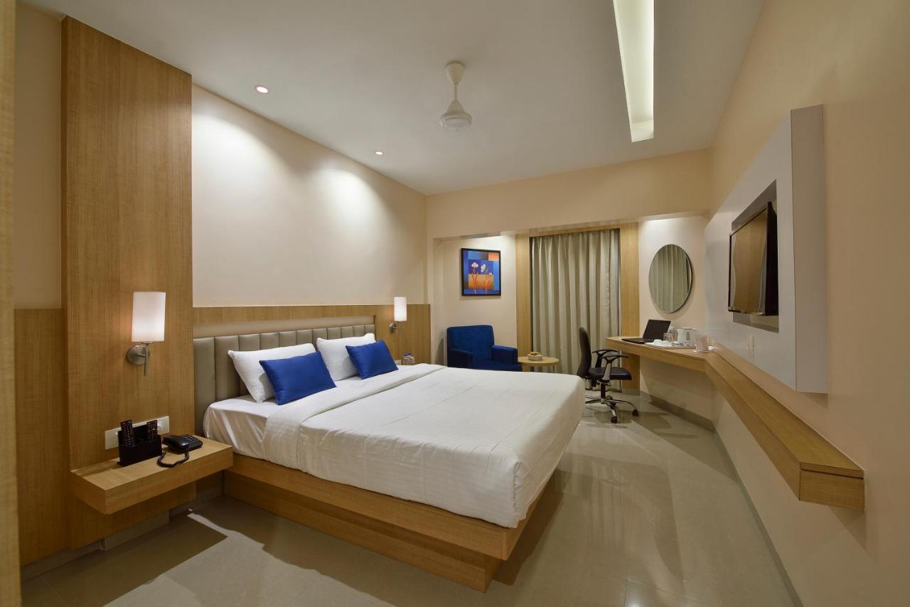The Eastern Hotel Ankleshwar 外观 照片