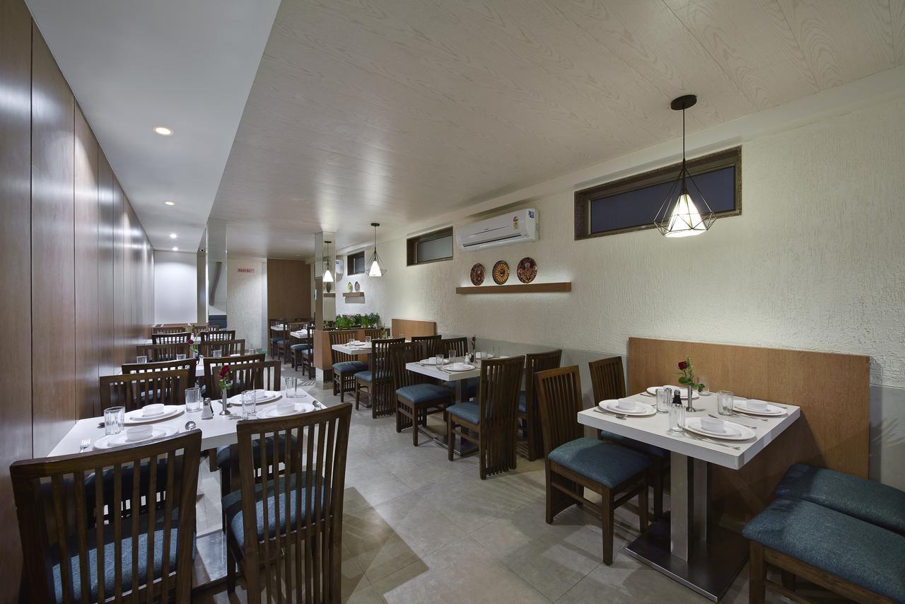 The Eastern Hotel Ankleshwar 外观 照片